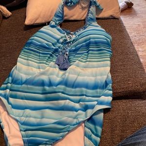Venus Striped tassel bathing suit size 22 never worn
